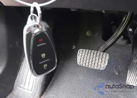 2019 Chevrolet Equinox Lt z USA, uszkodzony, nr VIN 3GNAXKEV3KS506375